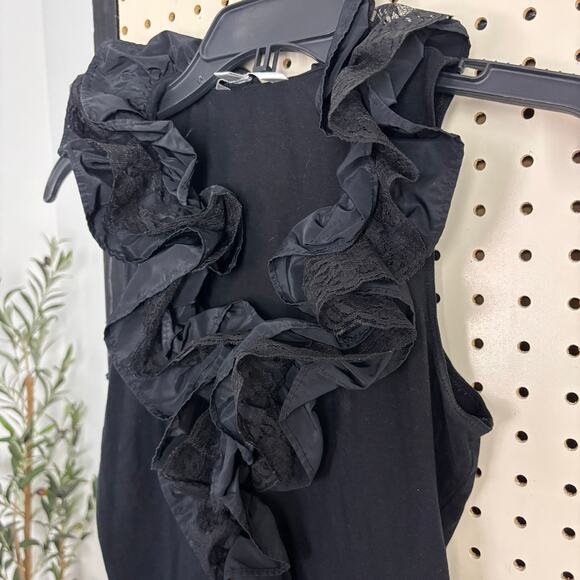 Cabi Black 3D Floral-Neck Tank Top XS — Avant-Garde Minimal - Picture 2 of 7